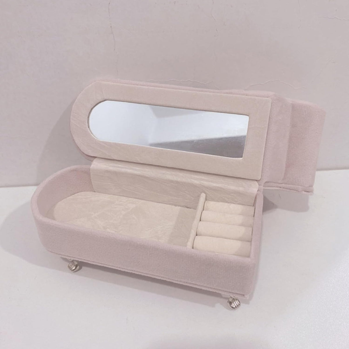 Elegant Openable Sofa Jewelry Box for Stylish Earring and Necklace Storage